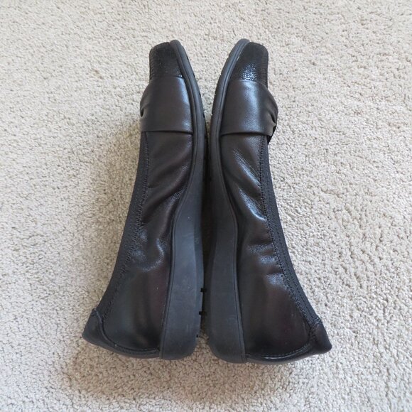 Aravon Womens Andrea-AR Ballet Flat/Shoes Size 8EE Black Leather #ABF04BK - Picture 7 of 10